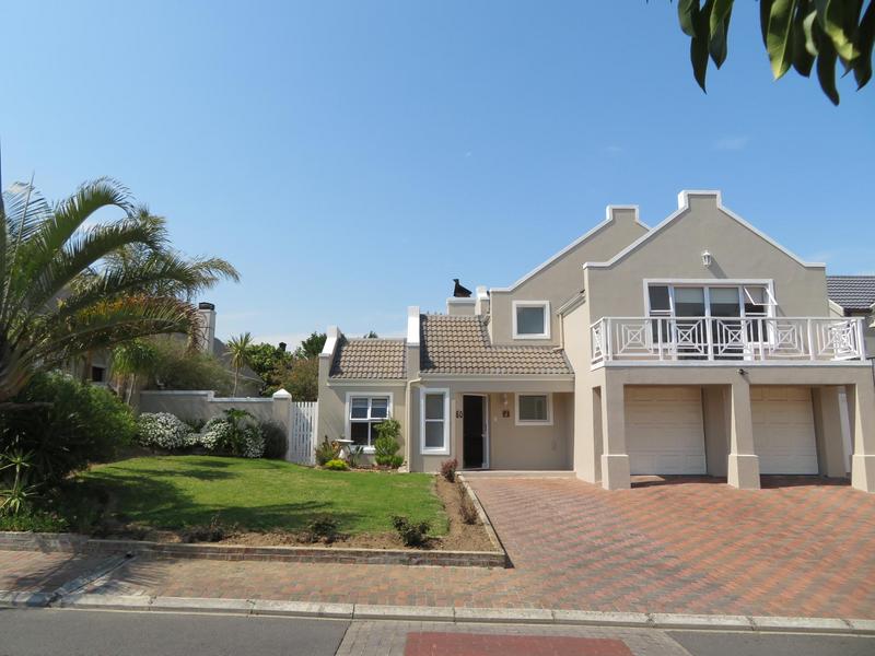 4 Bedroom Property for Sale in Zevendal Western Cape